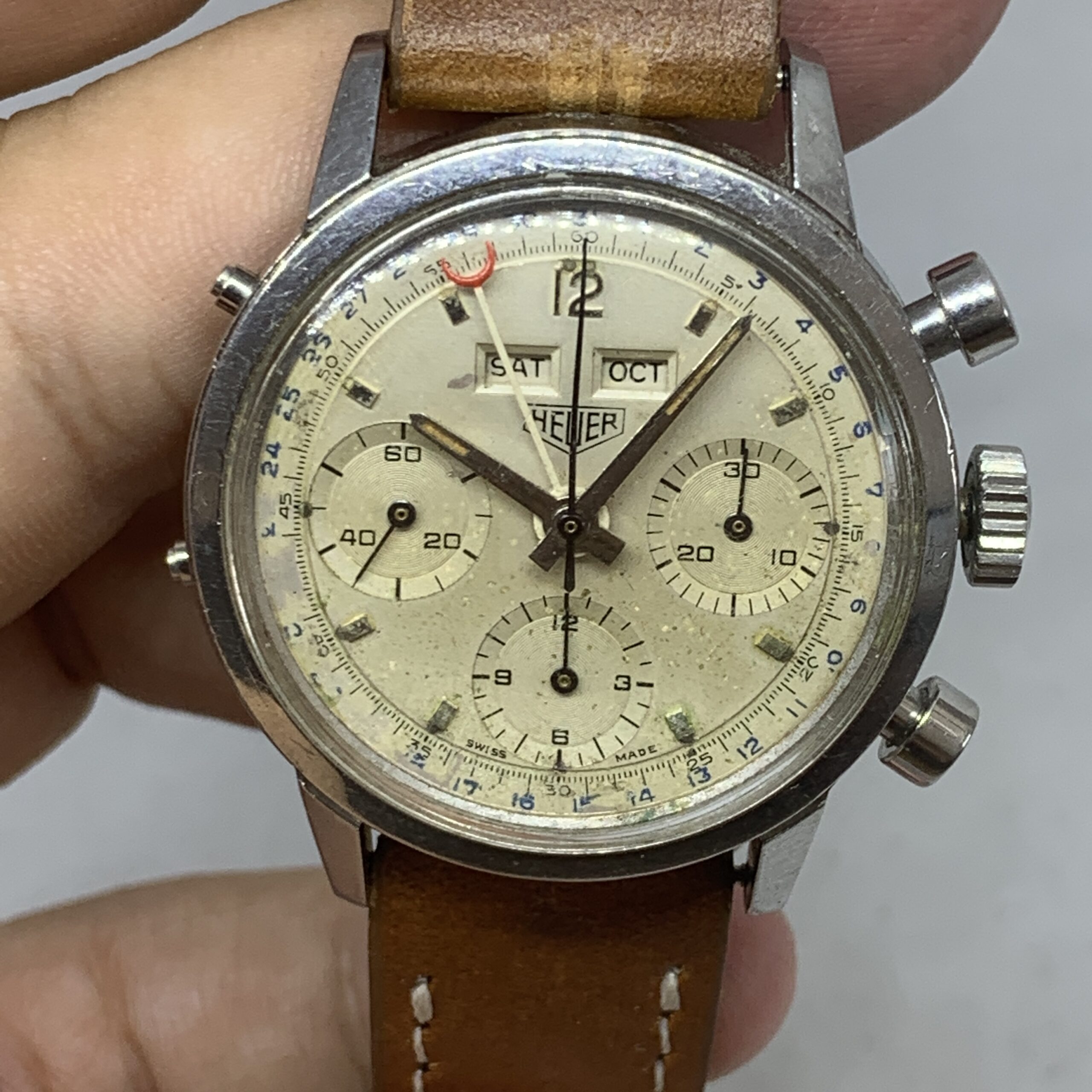 HEUER TRIPLE DATE CHRONOGRAPH MANUAL WIND MOVEMENT