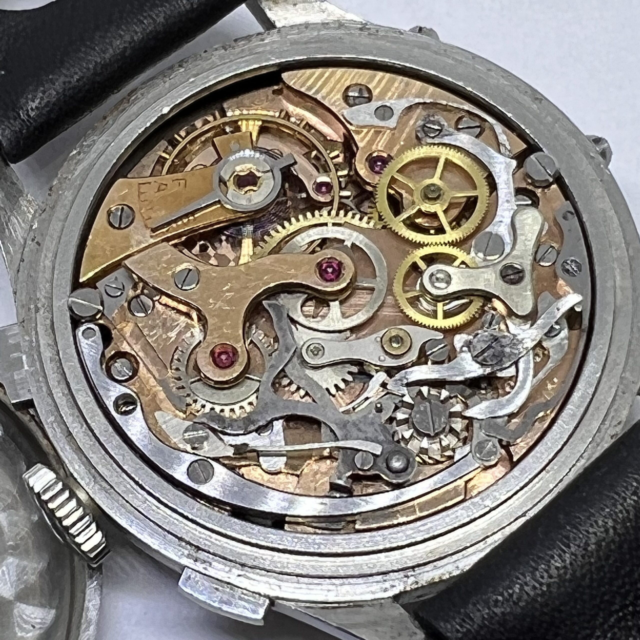 BREITLING DATORA MANUAL WIND MOVEMENT VALJOUX 72C 38MM