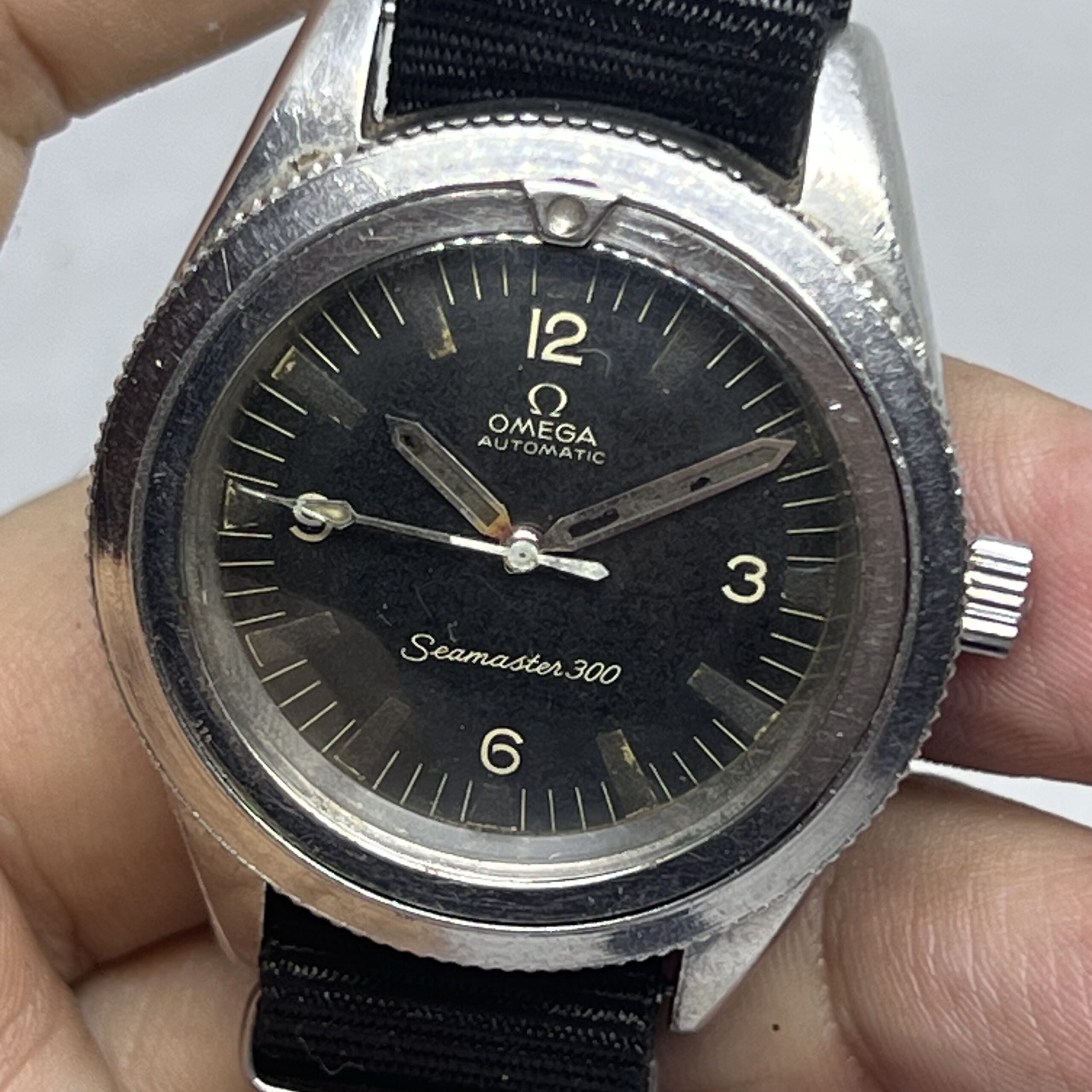 OMEGA SEAMASTER 300 REF 165.014 AUTOMATIC MOVEMENT 39MM