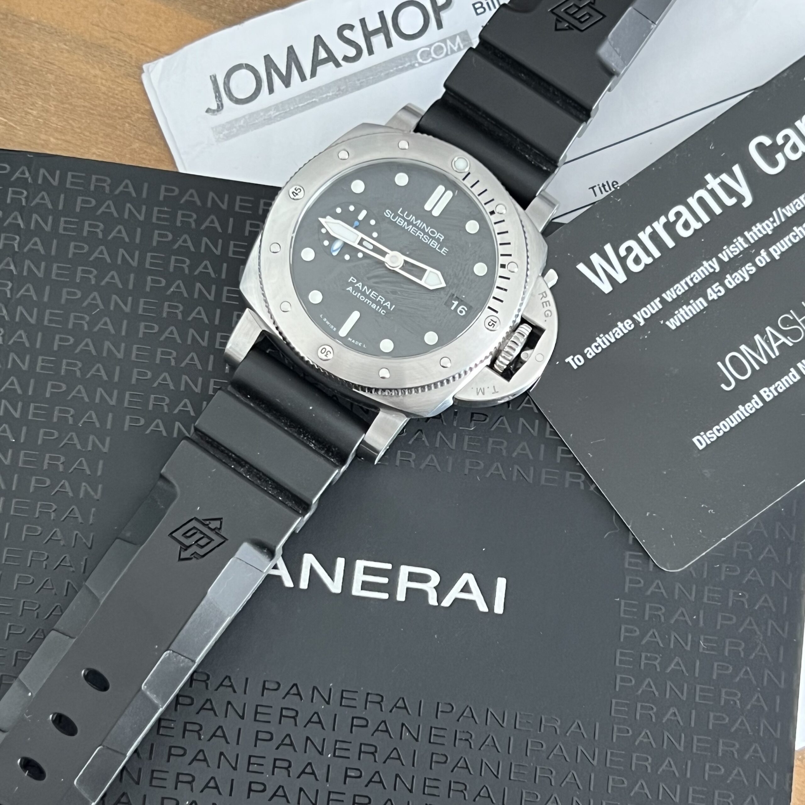 PANERAI LUMINOR 1950 SUBMERSIBLE PAM00682 3 DAYS AUTOMATIC MOVEMENT 42MM WITH PAPERS