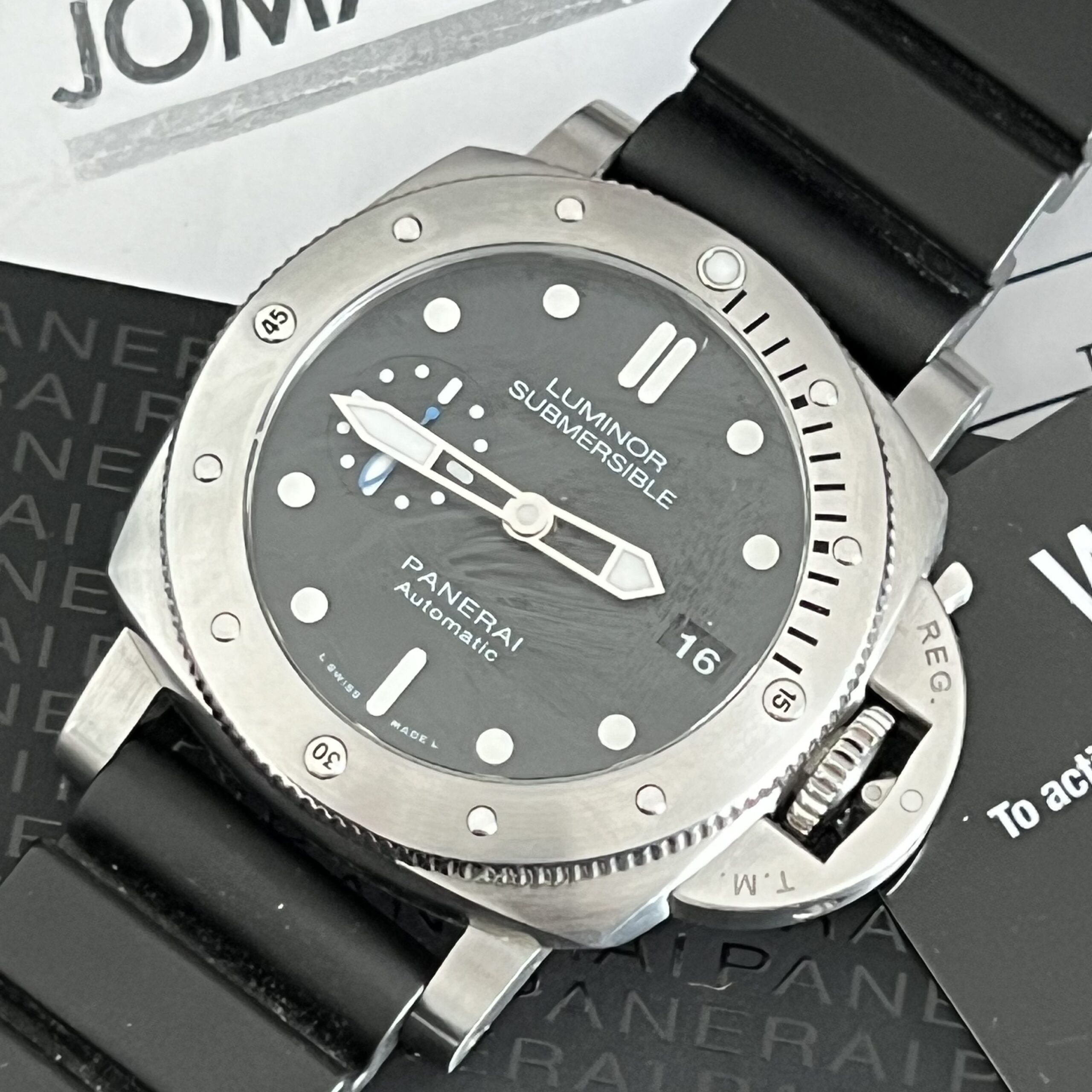 PANERAI LUMINOR 1950 SUBMERSIBLE PAM00682 3 DAYS AUTOMATIC MOVEMENT 42MM WITH PAPERS