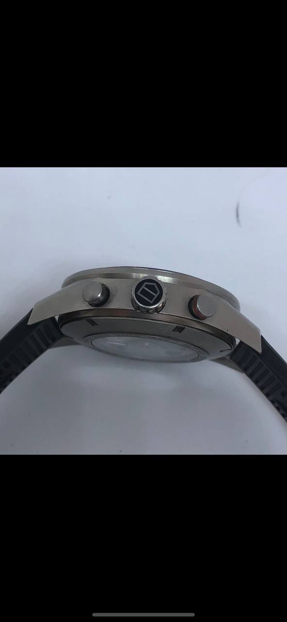 TAG HEUER CARRERA LIMITED EDITION TITANIUM AUTOMATIC MOVEMENT WITH CARD REF CV2A80