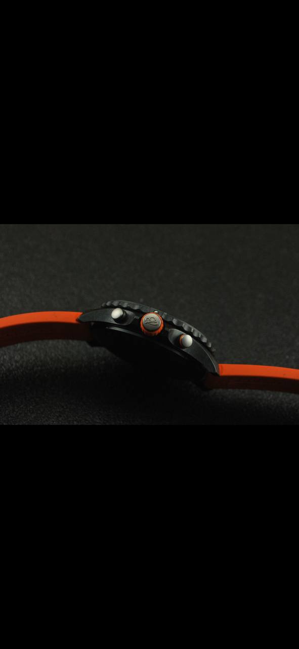 BREITLING ENDURANCE PRO 44MM REF X82310 QUARTZ 44MM