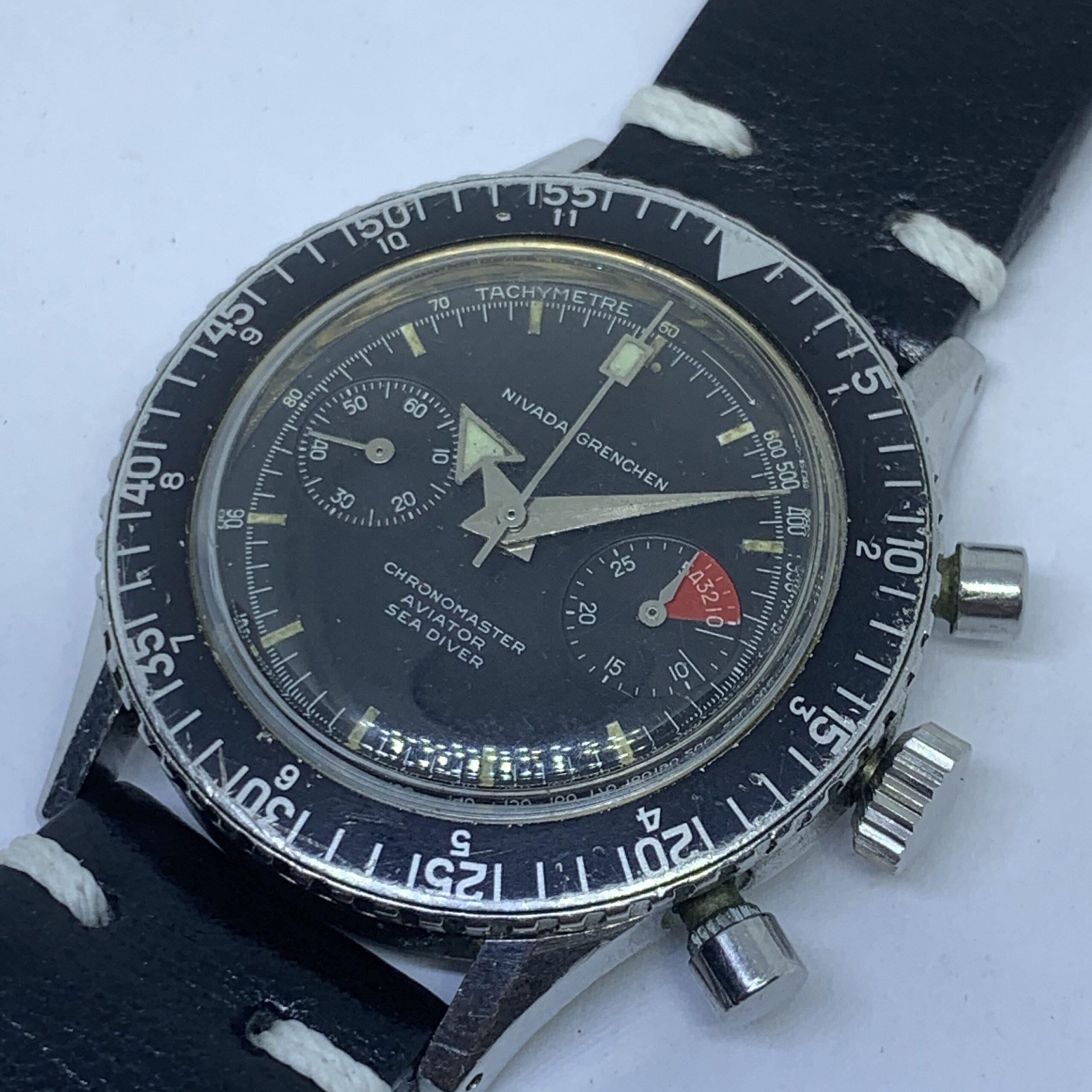 NIVADA GRENCHEN AVIATOR SEA DIVER MANUAL WIND MOVEMENT CHRONOGRAPH